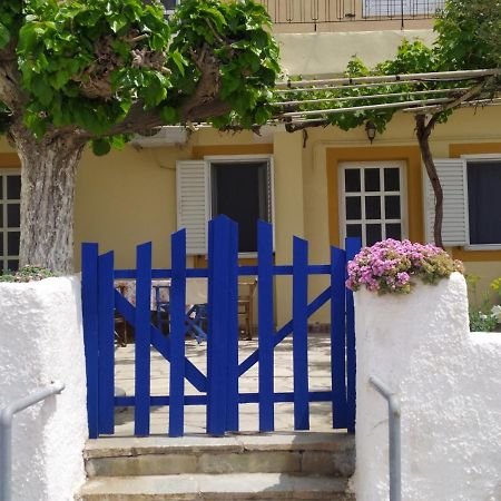 Το Σπίτι Της Μαργαρίτας Στην Παραλία Vila Nea Styra Exterior foto